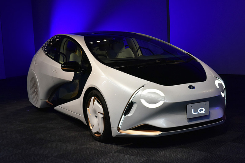 東京モーターショー 2019で公開された4人乗りのEV「LQ」