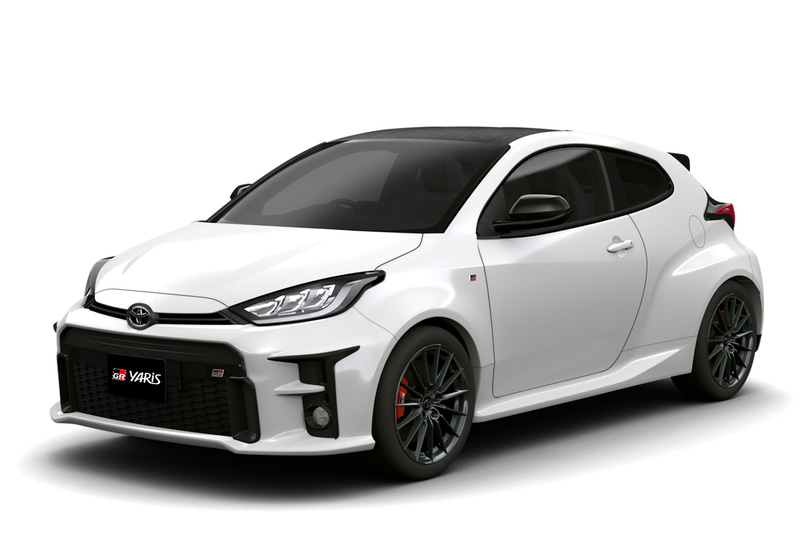 写真は特別仕様車 RZ“High-performance・First Edition”（プラチナホワイトパールマイカ）