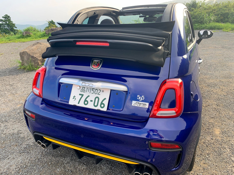 オープンにすると真後ろが見えなくなるけど気持ちいい！