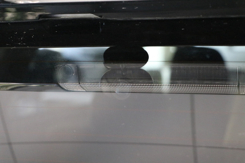 リアカメラは外からほとんど見えない