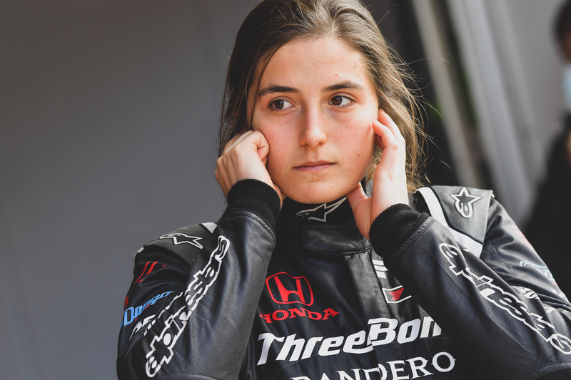 タチアナ・カルデロン選手（ThreeBond Drago CORSE）は入国し参戦に向け準備中