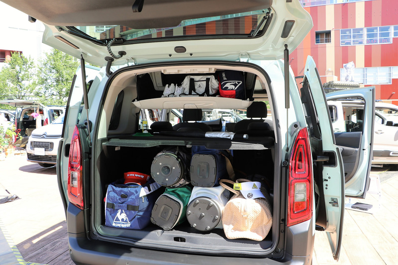 会場では新型ベルランゴを持つ生活のワクワク感が感じられる展示が行なわれているので、気になる方はぜひ足を運んでみてほしい