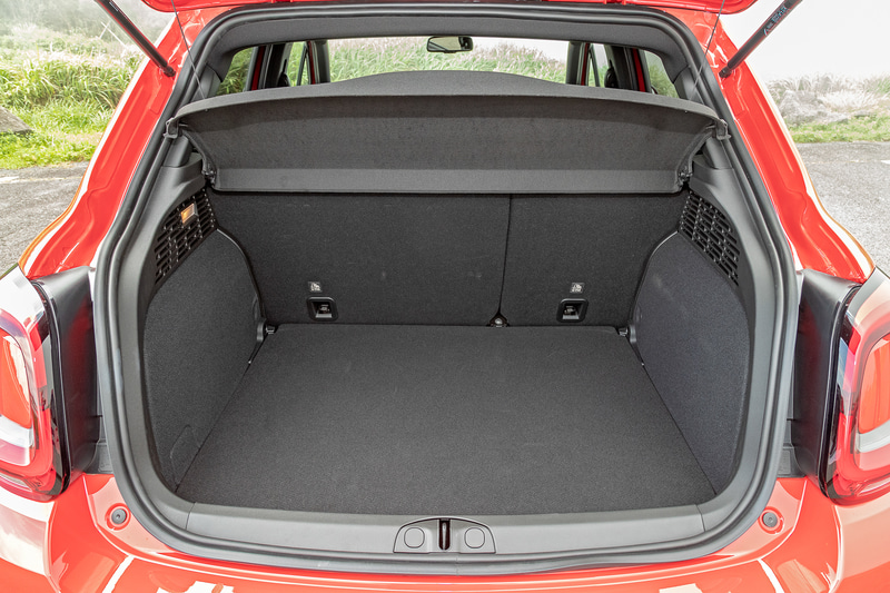 ラゲッジスペース