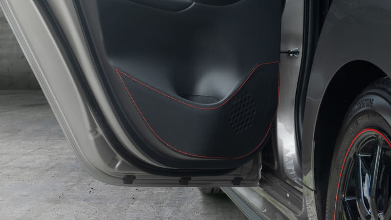 リアドア装着例