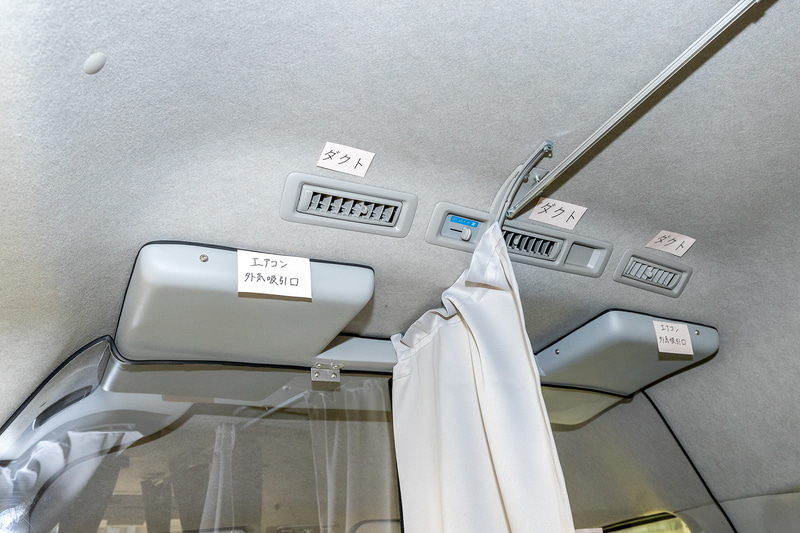 導入した外気をリアエアコンに供給