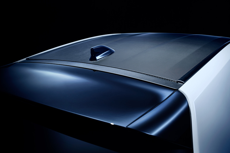 GRヤリス カーボンルーフ