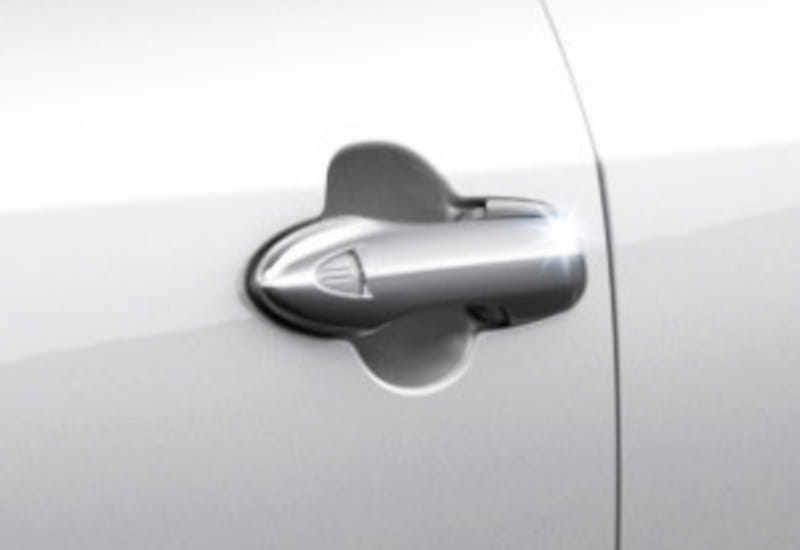 ドアハンドルガーニッシュ　価格1万3200円