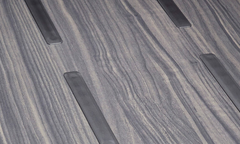 ラゲージウッドデッキ。価格4万4000円