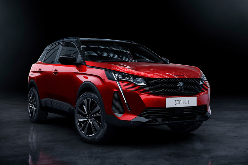 フロントグリルの“ライオン”がダーククローム調になるほか、19インチ“ワシントン”専用ホイールなどを装着する「ブラックパック」仕様もオプションに設定