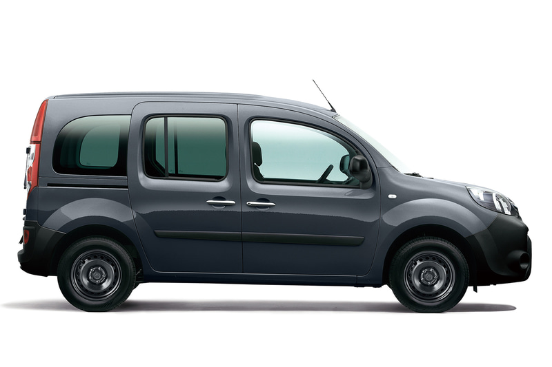 専用ボディカラーとなるグリ アーバン（グレー）