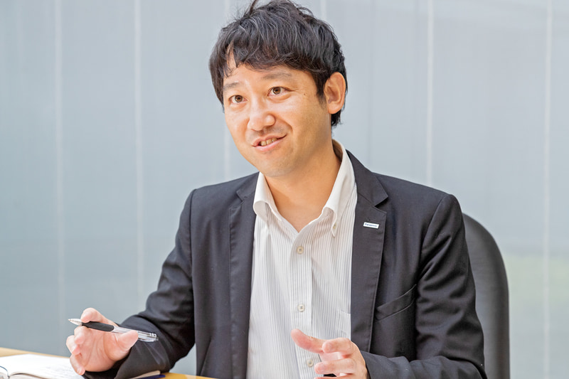 パナソニック株式会社 オートモーティブ社 インフォテインメントシステムズ事業部 市販・用品ビジネスユニット 市販事業推進部 商品企画課 課長 坂本佳隆氏
