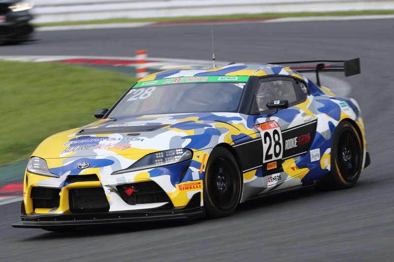 ST-1クラス優勝 28号車 ROOKIE Racing GR SUPRA（蒲生尚弥、豊田大輔、小倉康宏、河野駿佑、矢吹久、大嶋和也組）。終盤大嶋選手の激走で逆転優勝