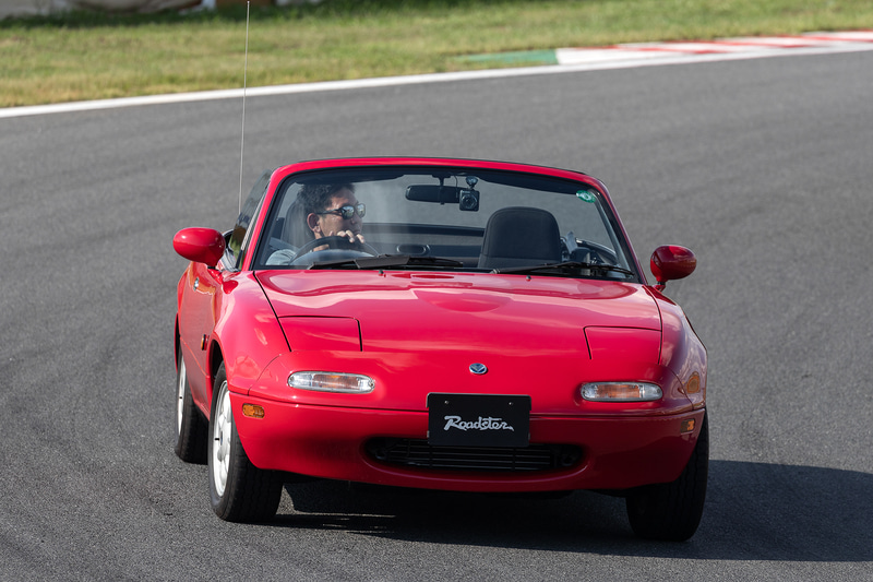 1989年発売の初代「ロードスター」