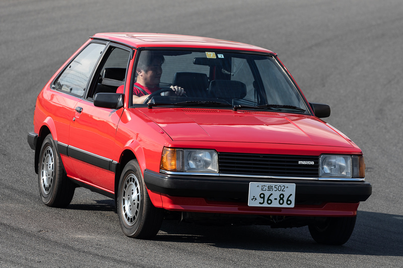 1980年発売の初代FF「ファミリア」