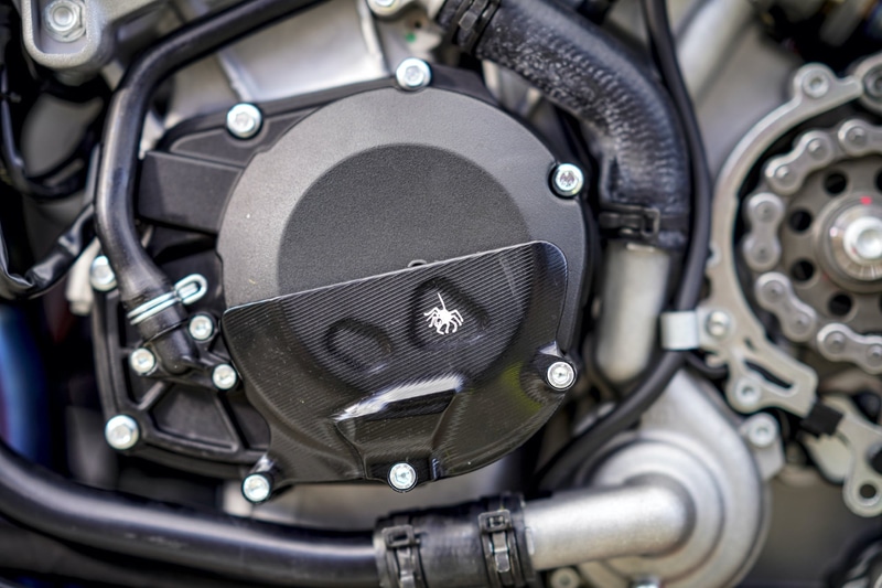 エンジンクランクケースガード