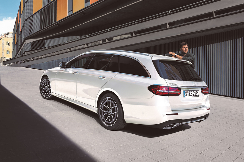 E 200 ステーションワゴン スポーツ