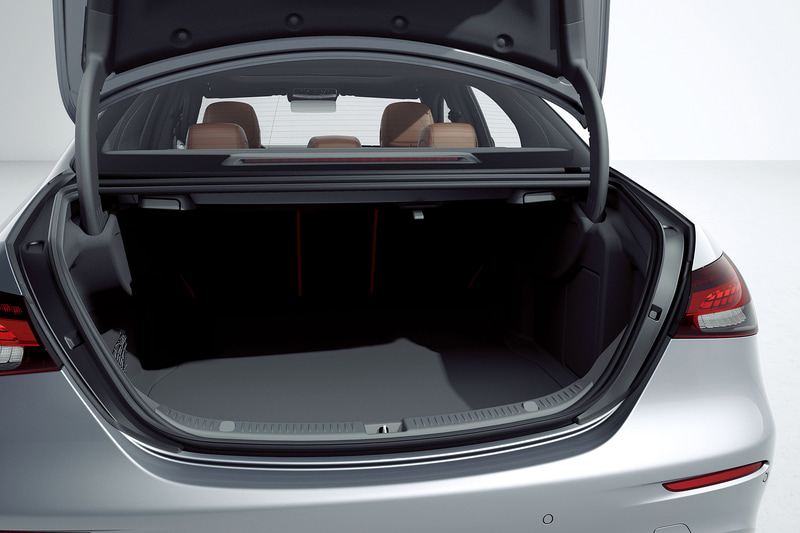 セダンとステーションワゴンのトランク＆ラゲッジスペース