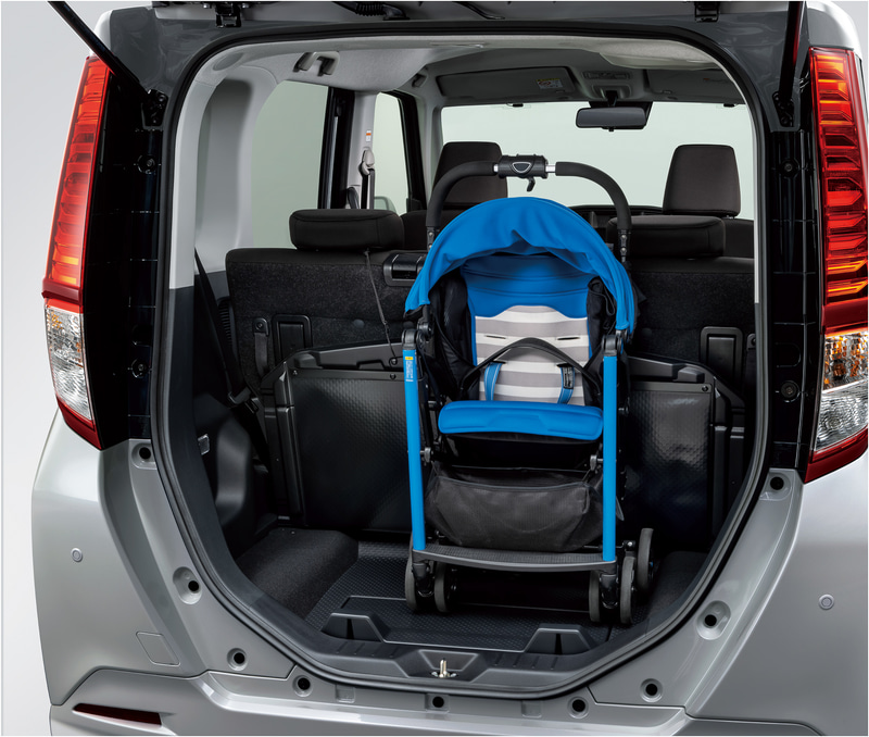 多機能デッキボード（跳ね上げ時）