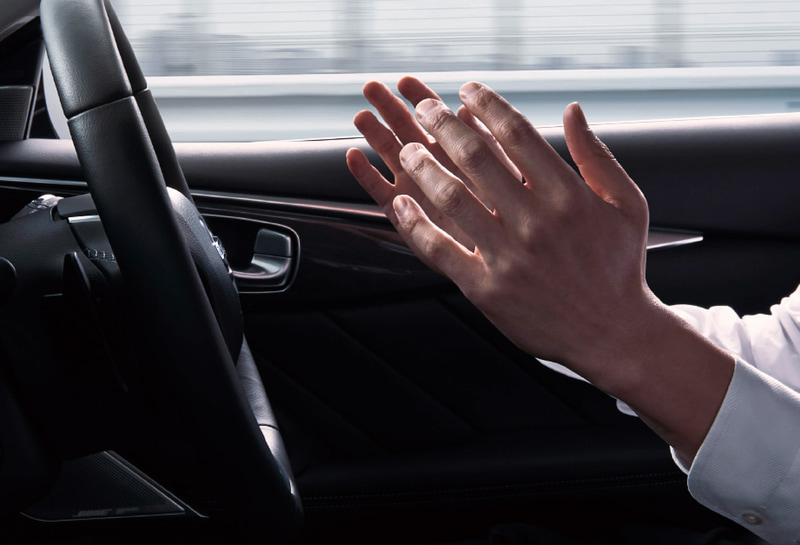 「プロパイロット 2.0」購入者からは「地面を張り付くような安定した走り」「疲労が軽減されるので非常に嬉しい機能」「熟練ドライバーの運転のように精度が高く、ドライバーの目線も見てくれているので安心」といった反響を得たという