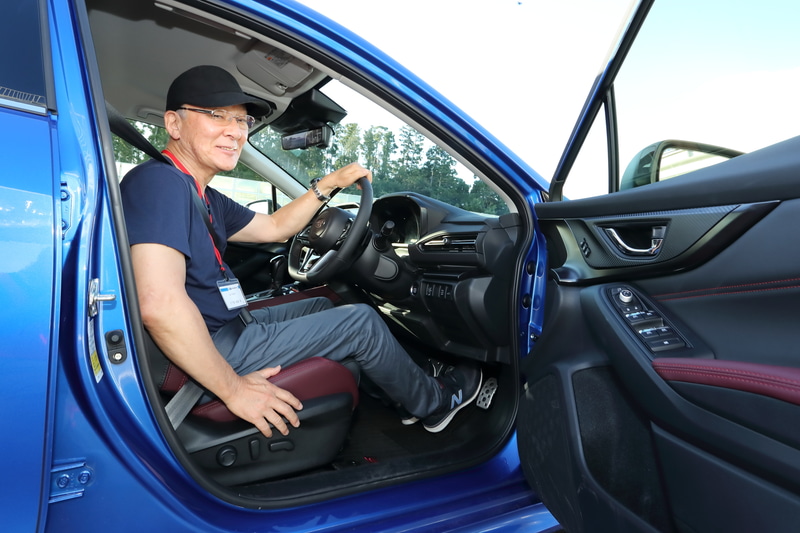 袖ヶ浦フォレストレースウェイで新型レヴォーグの動的性能を体感