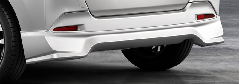 GRリアバンパースポイラー　価格3万800円（塗装済）、2万7500円（未塗装）