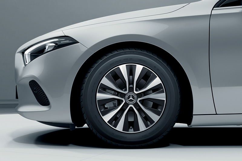 Aクラスの新デザインホイール