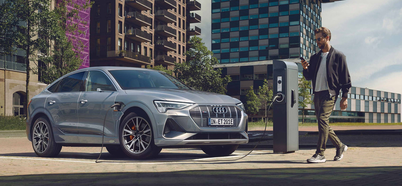 いよいよ日本に導入されたEV（電気自動車）のe-tron Sportback