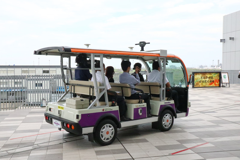 同時にDispatcherで運行する自律走行低速電動カート「Percepth」