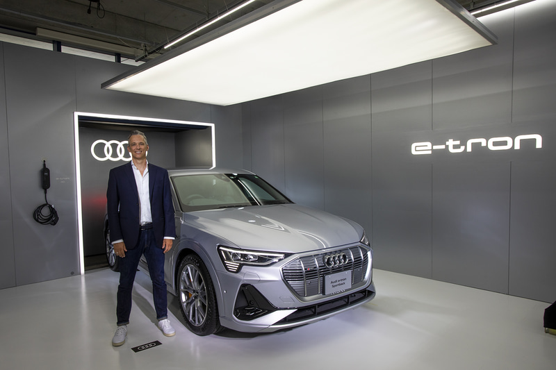 アウディ ジャパンのフィリップ ノアック氏。フォトセッションに登場した