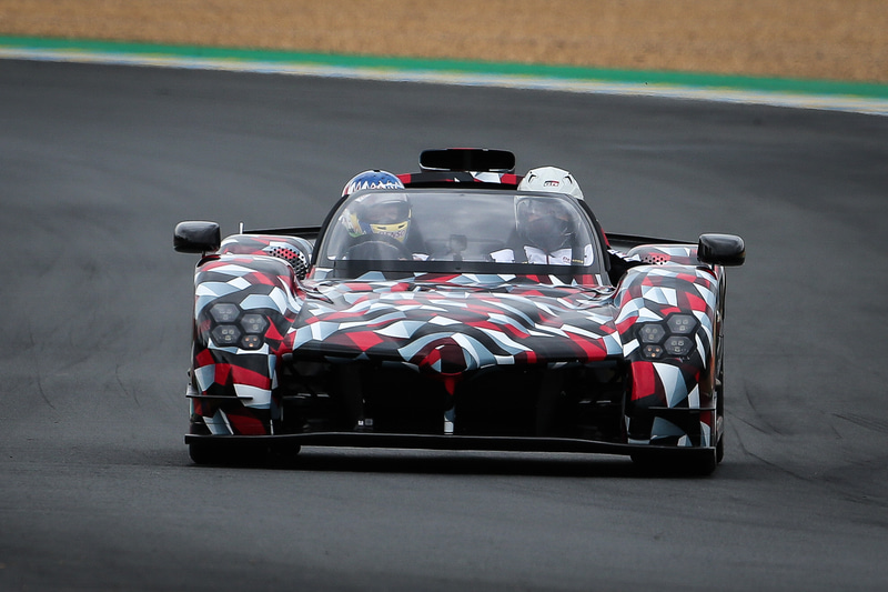 特別にオープン仕様にカスタマイズされた開発中のGR Super Sport（仮称）