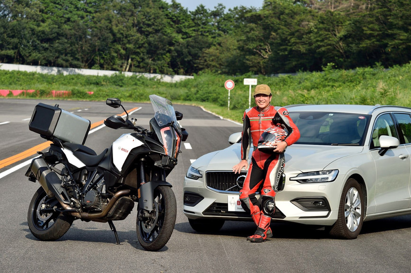 ボッシュの2輪車向け先進運転支援システム「ARAS（アドバンスト・ライダー・アシスタンス・システム）」を、交通コメンテーターの西村直人氏が体験