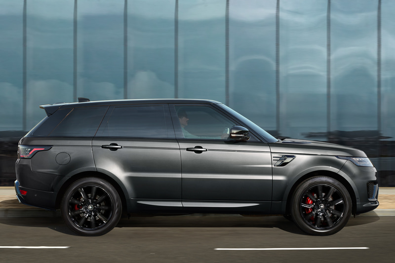 「レンジローバー スポーツ HSE DYNAMIC BLACK」