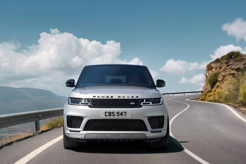 直列6気筒INGENIUMディーゼルエンジンを新しく導入。そのほかに、3種類のガソリンエンジン搭載モデルやプラグインハイブリッド搭載モデルもラインアップ