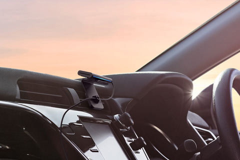 Amazon、Amazon Echoシリーズ初の車載デバイス「Echo Auto」 価格4980
