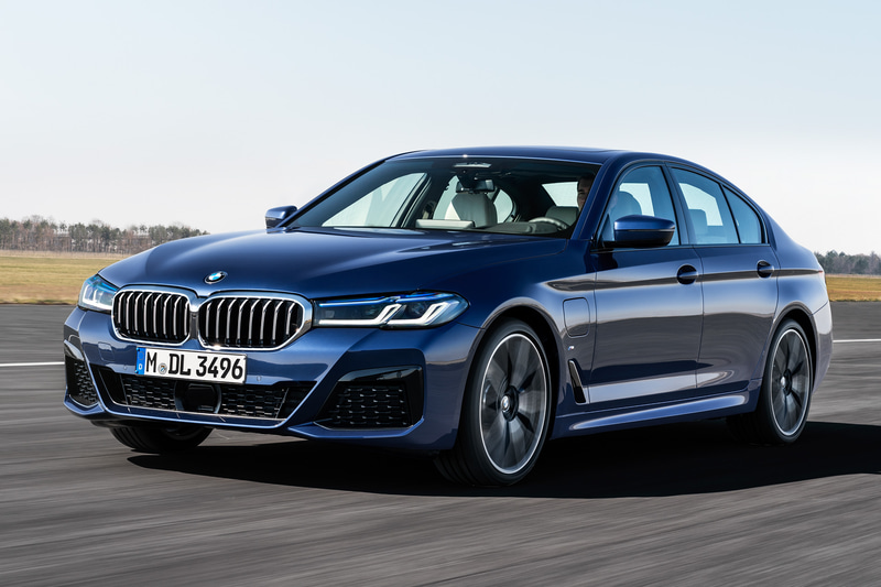 新型5シリーズ セダン