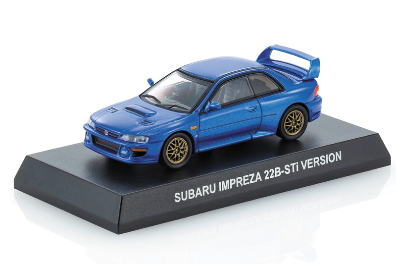 1/64スケールの「SUBARU IMPREZA 22B-STi VERSION」は台座付き