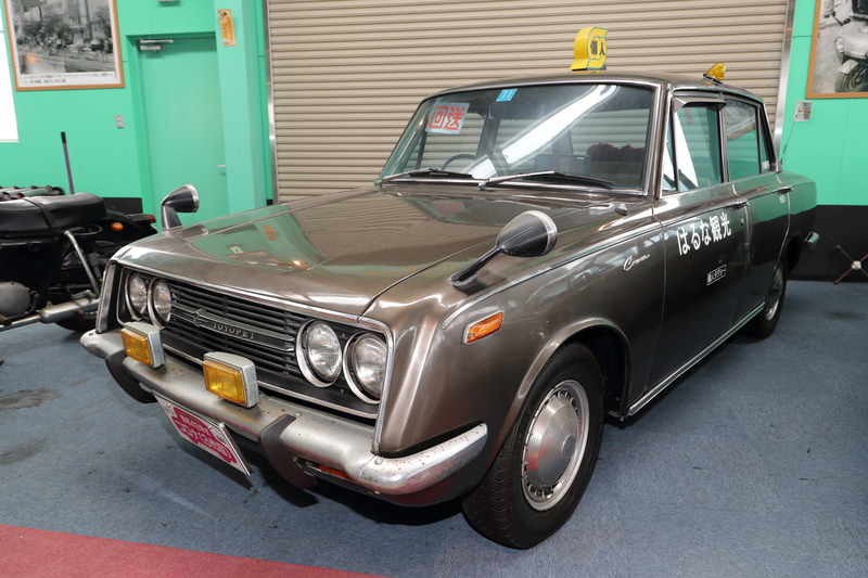 トヨペット コロナ（昭和43年式　3代目 RT40型）