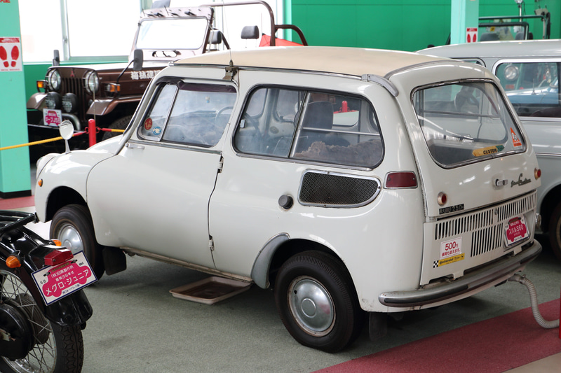 スバル360 カスタムDX（昭和42年式）のリア