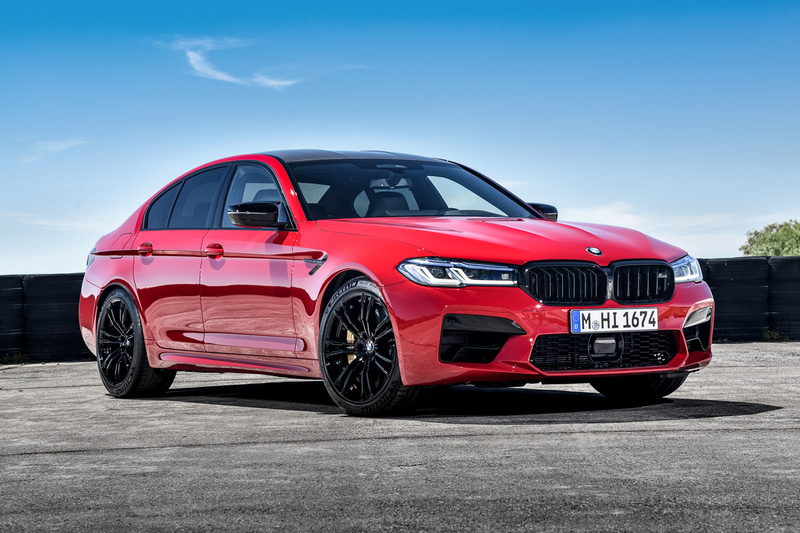 新型BMW「5シリーズ」をベースにした2つのMモデルを発売