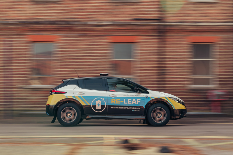 RE-LEAFでは最低地上高を225mmに引き上げるなど、悪路走行を可能にしている