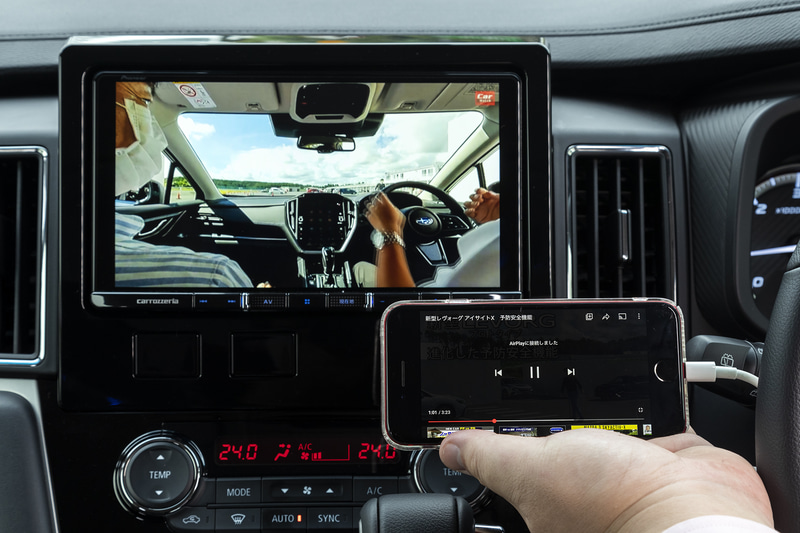 Wi-Fi接続したスマホでのミラーリングもOK