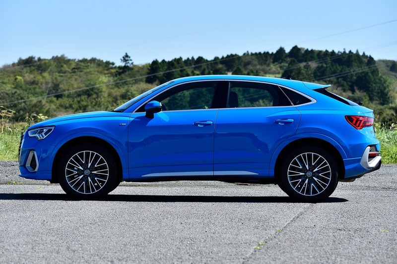 1台目の試乗車はQ3 Sportback 35 TDI quattro S line。ボディカラーは「ターボブルー」