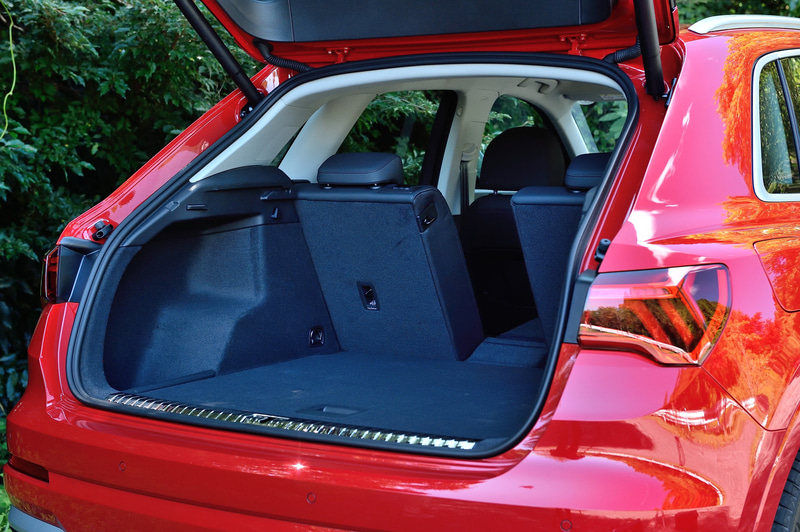 ラゲッジスペース