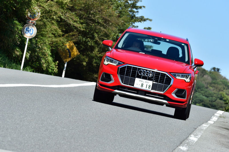 最高出力110kW（150PS）/5000-6000rpm、最大トルク250Nm（25.5kgfm）/1500-3500rpmを発生する直列4気筒DOHC 1.5リッター直噴ガソリンターボエンジンを搭載。ディーゼルエンジンよりトルクで劣るが2WDで車重が軽い