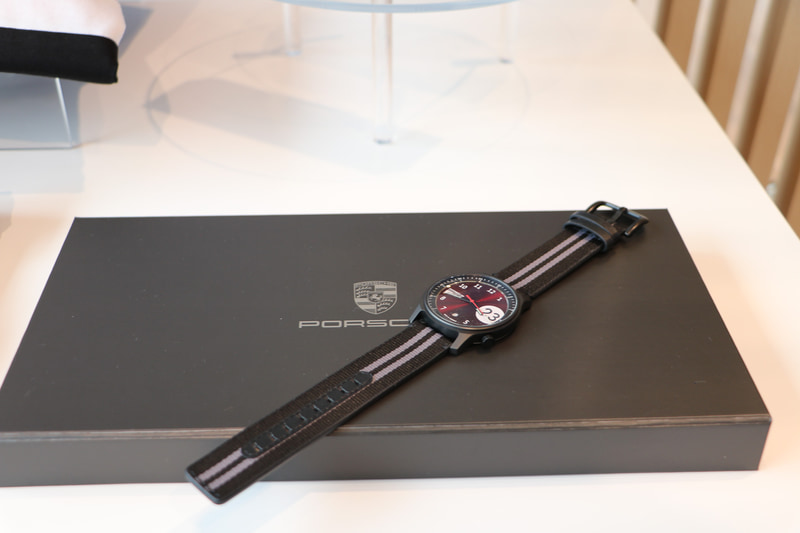 ピュアウォッチ価格5万9400円