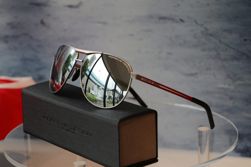 ポルシェデザインサングラス。価格2万9590円