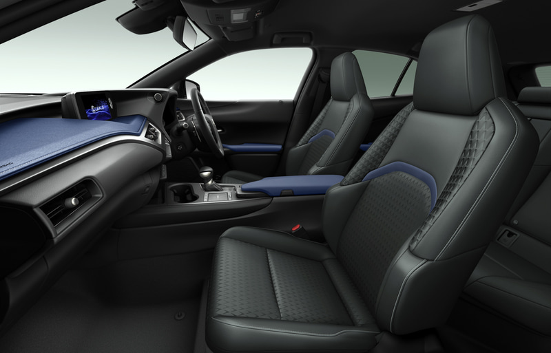 特別仕様車専用ブラック＆ブルー