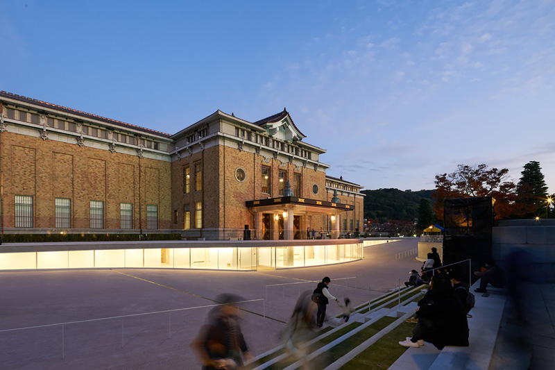 京都市美術館（京都市京セラ美術館）：京都市美術館（京都市京セラ美術館）＋株式会社青木淳建築計画事務所＋株式会社西澤徹夫建築事務所＋株式会社松村組＋株式会社昭和設計