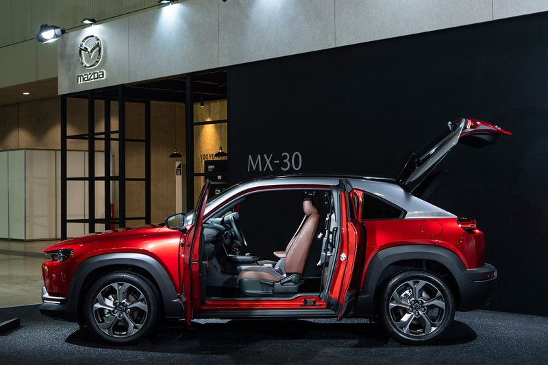 「MAZDA MX-30」マイルドハイブリッドモデル（国内仕様）