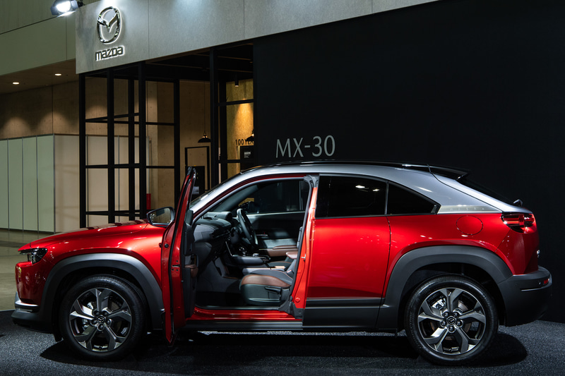 「MAZDA MX-30」マイルドハイブリッドモデル（国内仕様）
